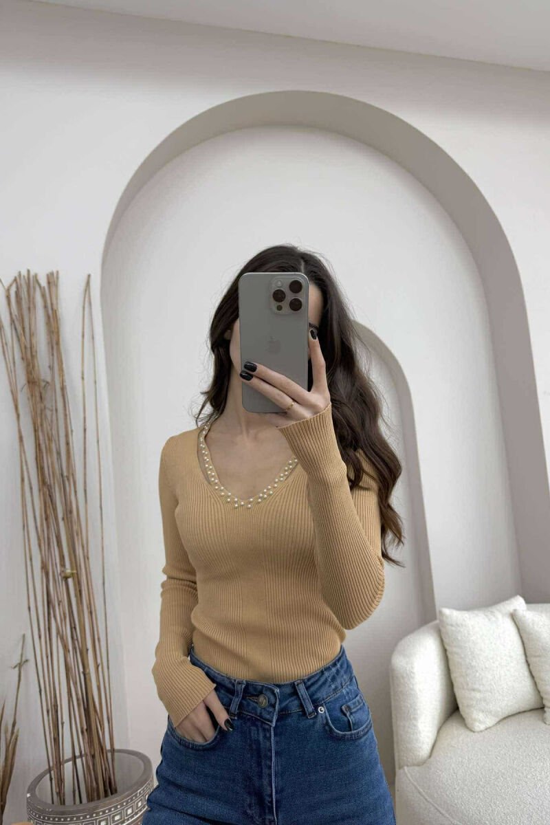 V NECK PEARL DETAILS ONE COLOR WOMEN SWEATER BEIGE/BEZHE - 4