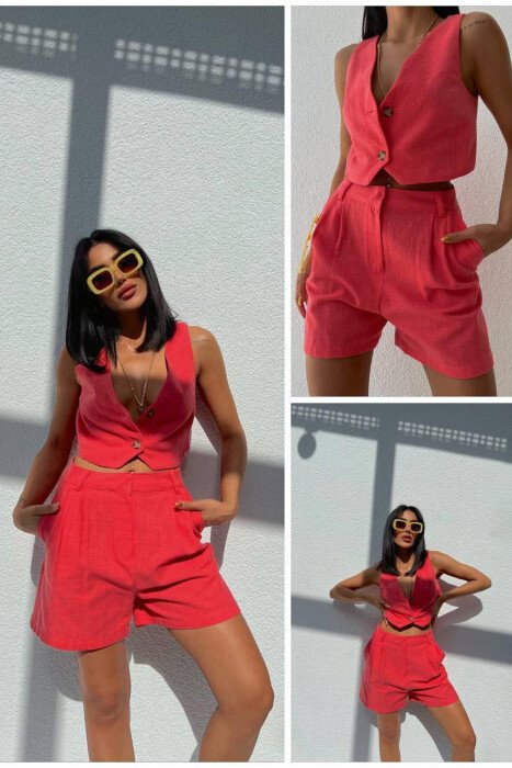 PANTALLONA TË SHKURTRA DHE JELEK PËR FEMRA NË NGJYRËN SALMON - KLAUDIO FASHION
