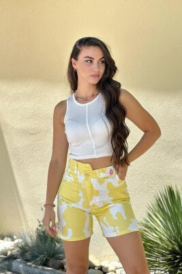 WHITE PATTERN WOMAN SHORTS YELLOW/E VERDHE 