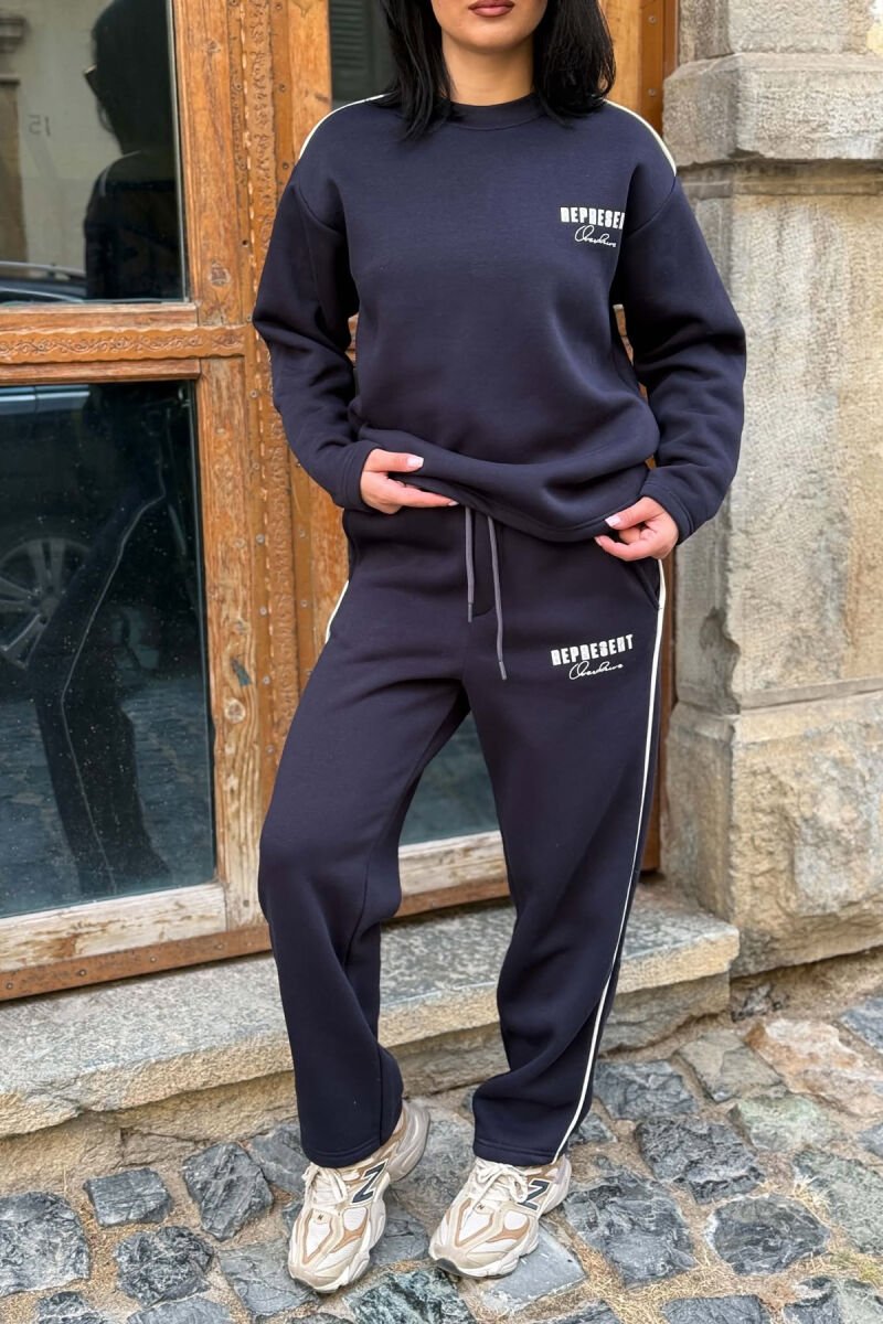 WRITTINGS FLUFFY SWEATSHIRT + SWEATPANTS WOMAN SET DARK BLUE/BEE - 2