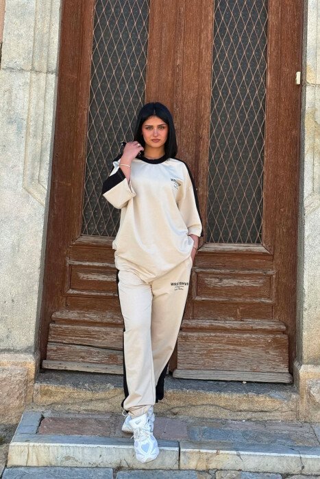 SET T-SHIRT ME SHKRIME + TUTA PER FEMRA NE NGJYRE BEZHE - KLAUDIO FASHION