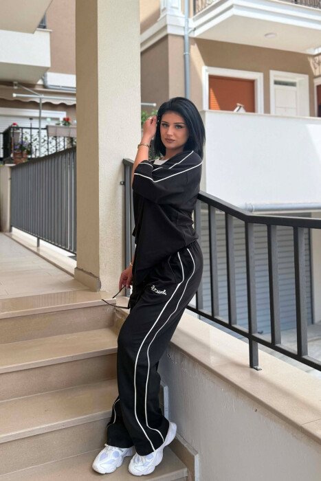 WRITTINGS T-SHIRT + SWEATPANTS WOMAN SET BLACK/ E ZEZE - 5