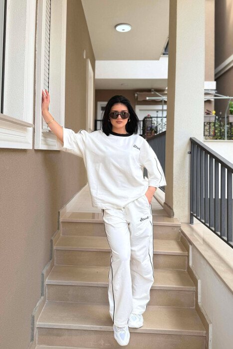 WRITTINGS T-SHIRT + SWEATPANTS WOMAN SET CREAM/KREM 