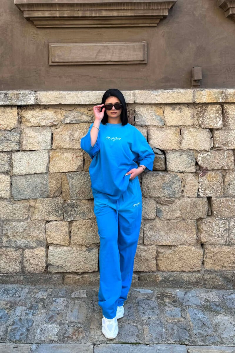 WRITTINGS T-SHIRT + SWEATPANTS WOMAN SET LIGHTBLUE/BZ - 1