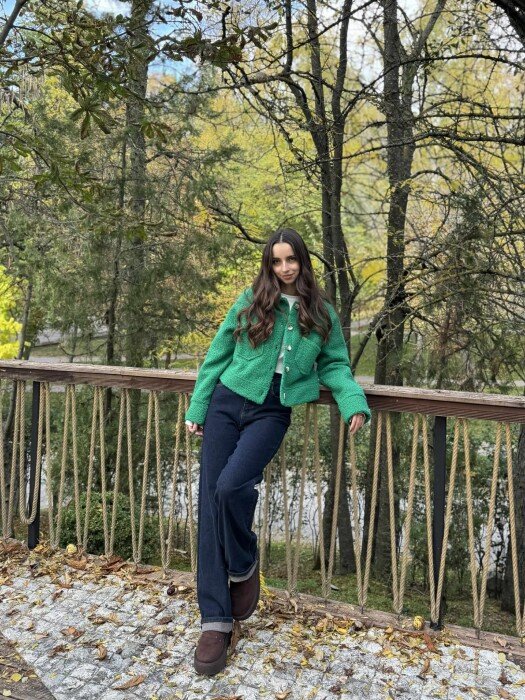 XHAKETË E THJESHTË NJË NGJYRËSHE ME PUSH PËR FEMRA NË NGJYRË JESHILE - 1