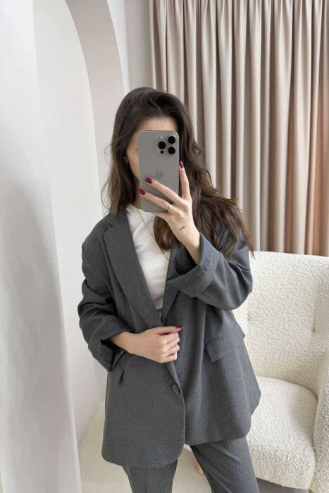 XHAKETË KLASIKE E THJESHTË PËR FEMRA NË NGJYRËN GRI E ERRËT - KLAUDIO FASHION