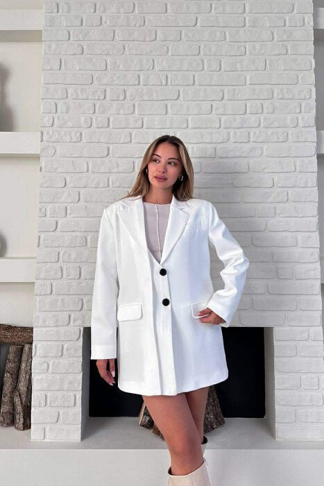 XHAKETE KLASIKE ME BUTONA PER FEMRA NE NGJYRE TE BARDHE - KLAUDIO FASHION