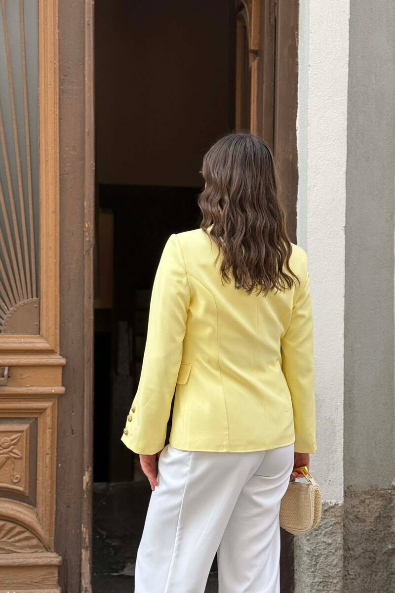 XHAKETE KLASIKE NJE NGJYRESHE ME BUTONA GOLD PER FEMRA NE NGJYRE TE VERDHE - 5
