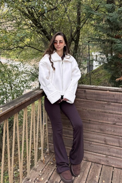 XHAKETË LËKURE ME PUSH PËR FEMRA NË NGJYRËN E BARDHË - KLAUDIO FASHION