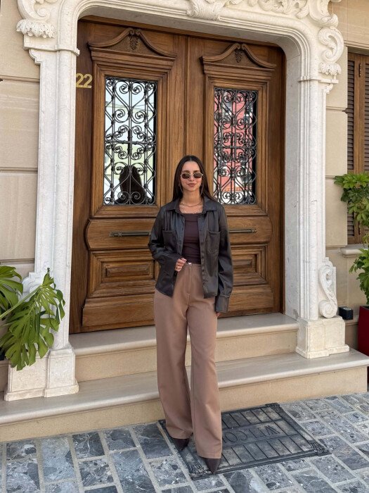 XHAKETE LEKURE NJE NGJYRESHE PER FEMRA NE NGJYRE KAFE TE ERRET - KLAUDIO FASHION