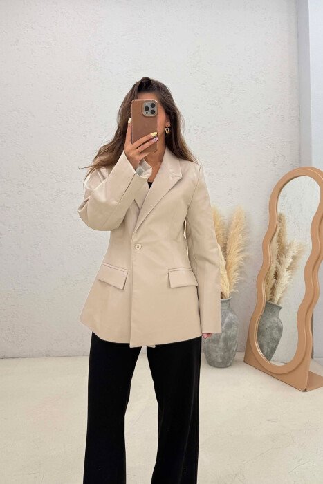 XHAKETE LEKURE NJE NJYRESHE PER FEMRA NE NGJYRE KREM - KLAUDIO FASHION