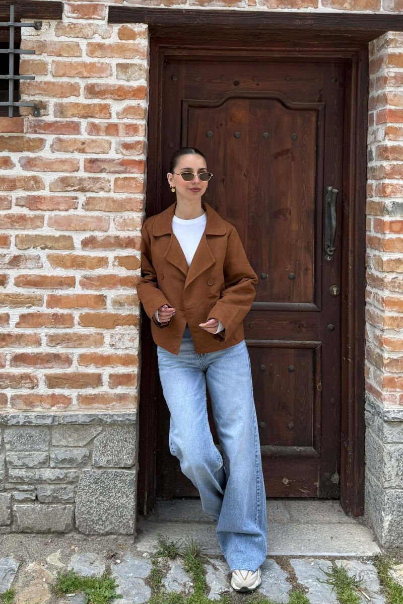 XHAKETE NJE NGJYRESHE ME BUTONA PER FEMRA NE NGJYRE KAFE - 4