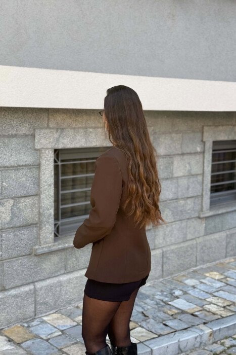 XHAKETE NJE NGJYRESHE ME DETAJIN E TYLIT PER FEMRA NE NGJYRE KAFE - 3