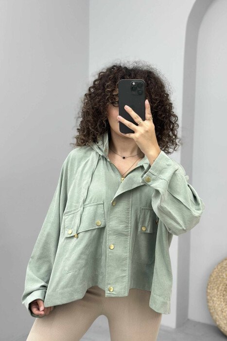 XHAKETË NJË NGJYRËSHE ME KAPUC PËR FEMRA NË NGJYRËN MENTE - KLAUDIO FASHION