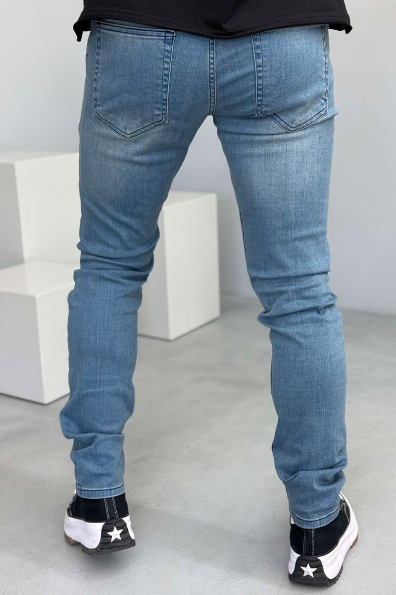 XHINSE NJË NGJYRËSHE TË THJESHTA PËR MESHKUJ NË NGJYRËN BLU E ZBARDHUR - 3