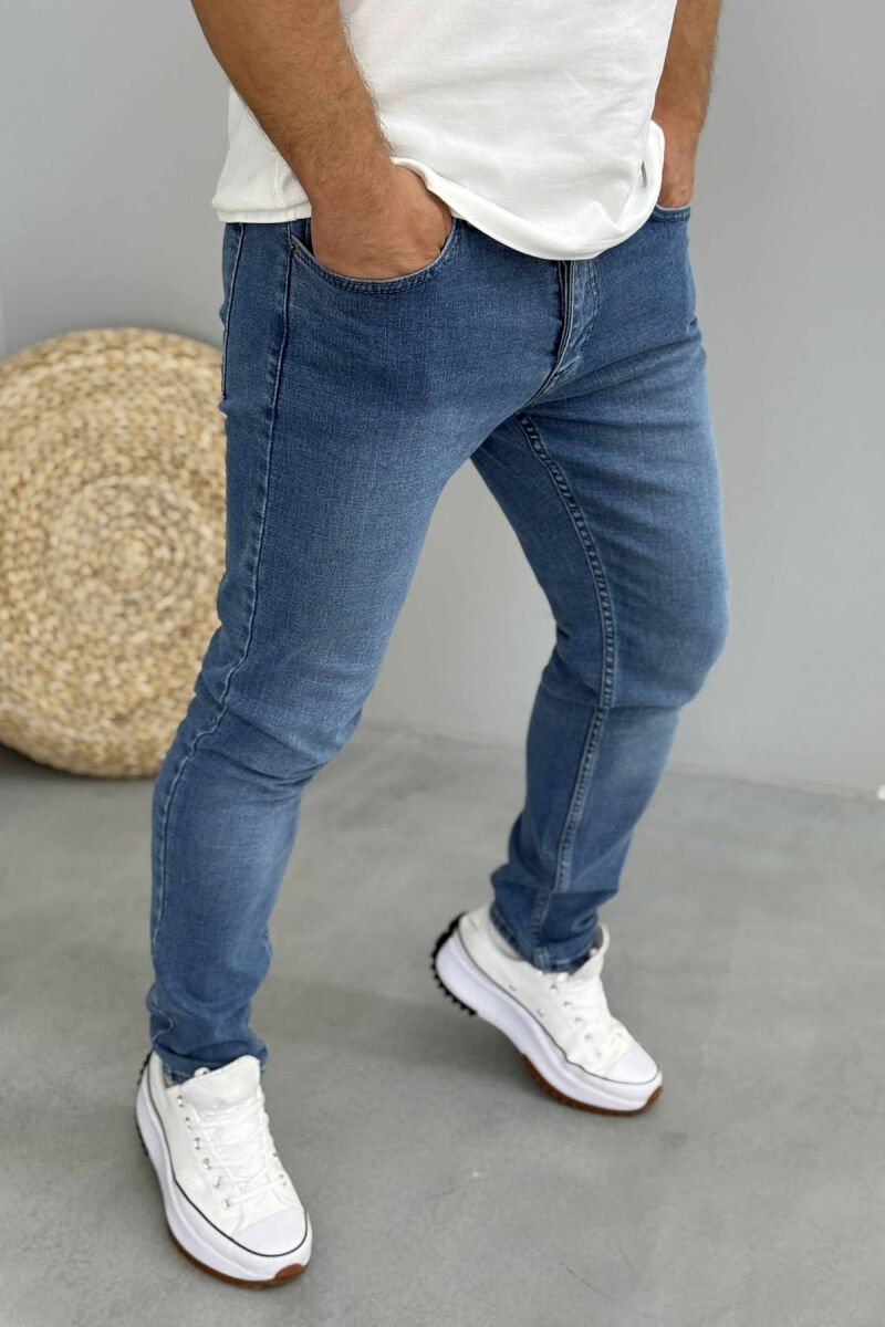 XHINSE NJË NGJYRËSHE TË THJESHTA PËR MESHKUJ NË NGJYRËN BLU - 2