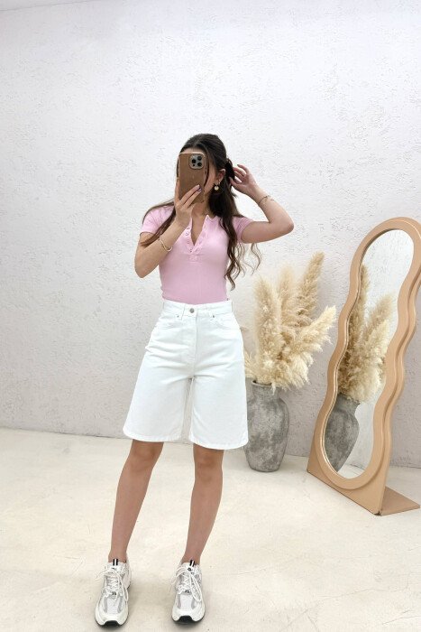 XHINSE TE SHKURTRA NJE NGJYRESHE PER FEMRA NE NGJYRE TE BARDHE - KLAUDIO FASHION