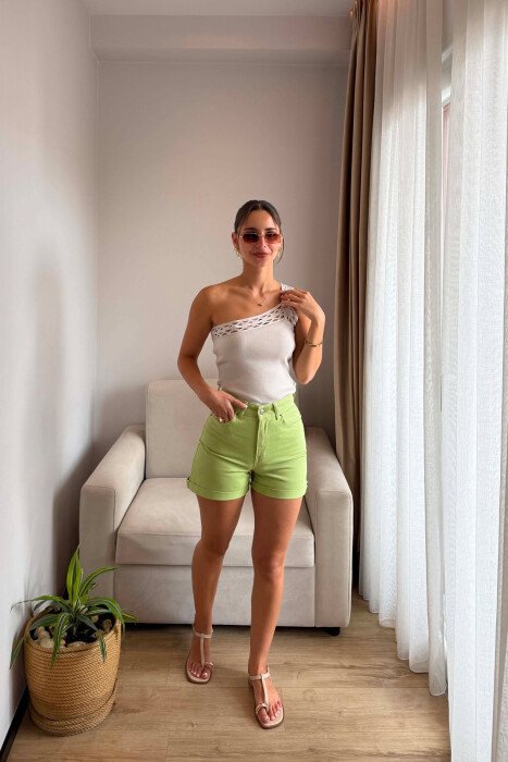 XHINSE TE SHKURTRA NJE NGJYRESHE PER FEMRA NE NGJYRE PISTAKIO - KLAUDIO FASHION