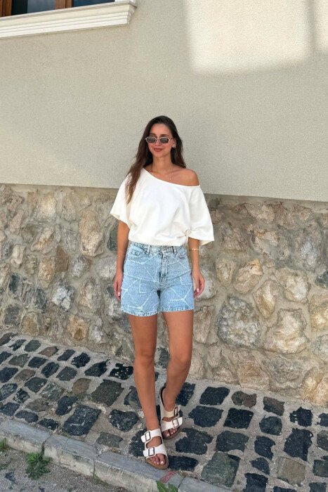XHINSE TE SHKURTRA PER FEMRA NE NGJYRE BLU TE ZBARDHUR - KLAUDIO FASHION