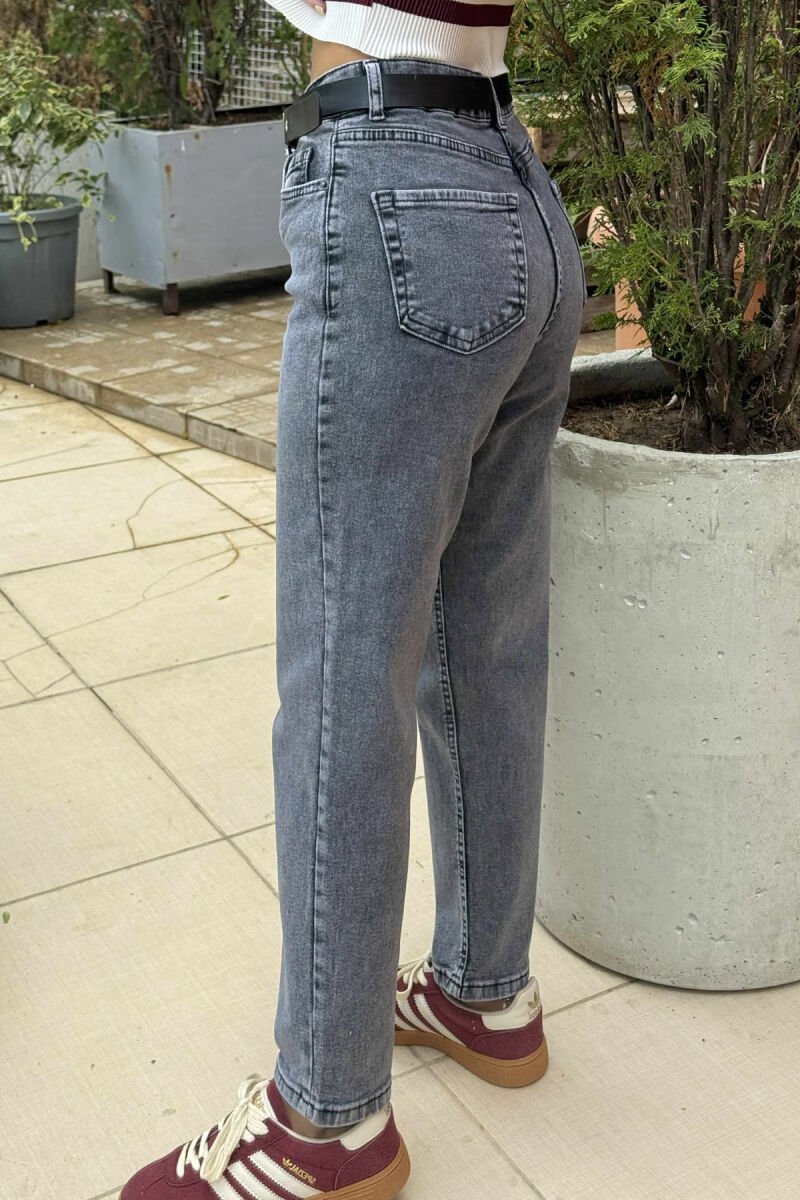 XHINSE TË THJESHTA ME RRIP PËR FEMRA NË NGJYRËN GRI - 4