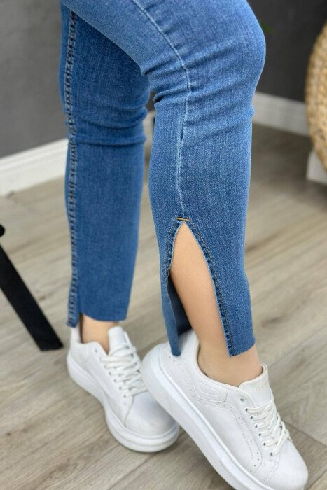 XHINSE TË THJESHTA PËR FEMRA NË NGJYRËN BLU - 3