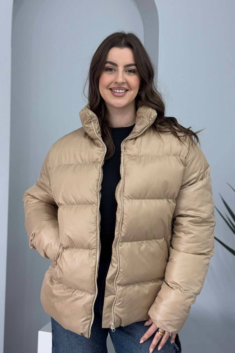 XHUP ME JAKË TË GJATË PËR FEMRA NË NGJYRËN BEZHË - 1