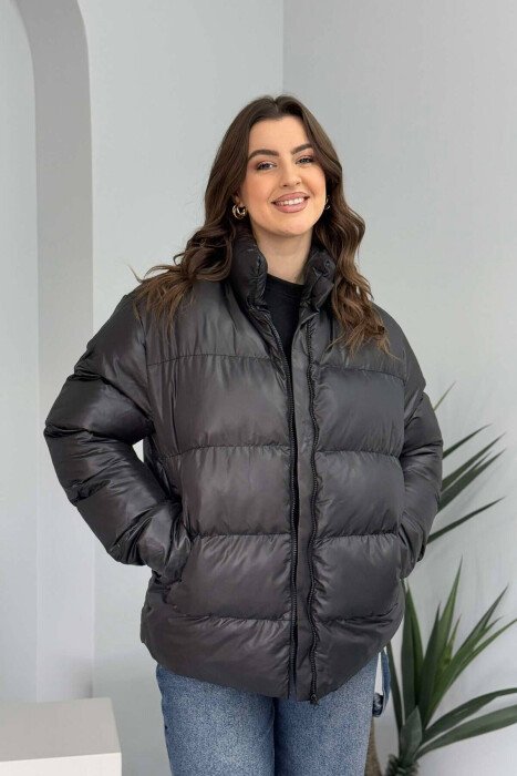 XHUP ME JAKË TË GJATË PËR FEMRA NË NGJYRËN E ZEZË - 1