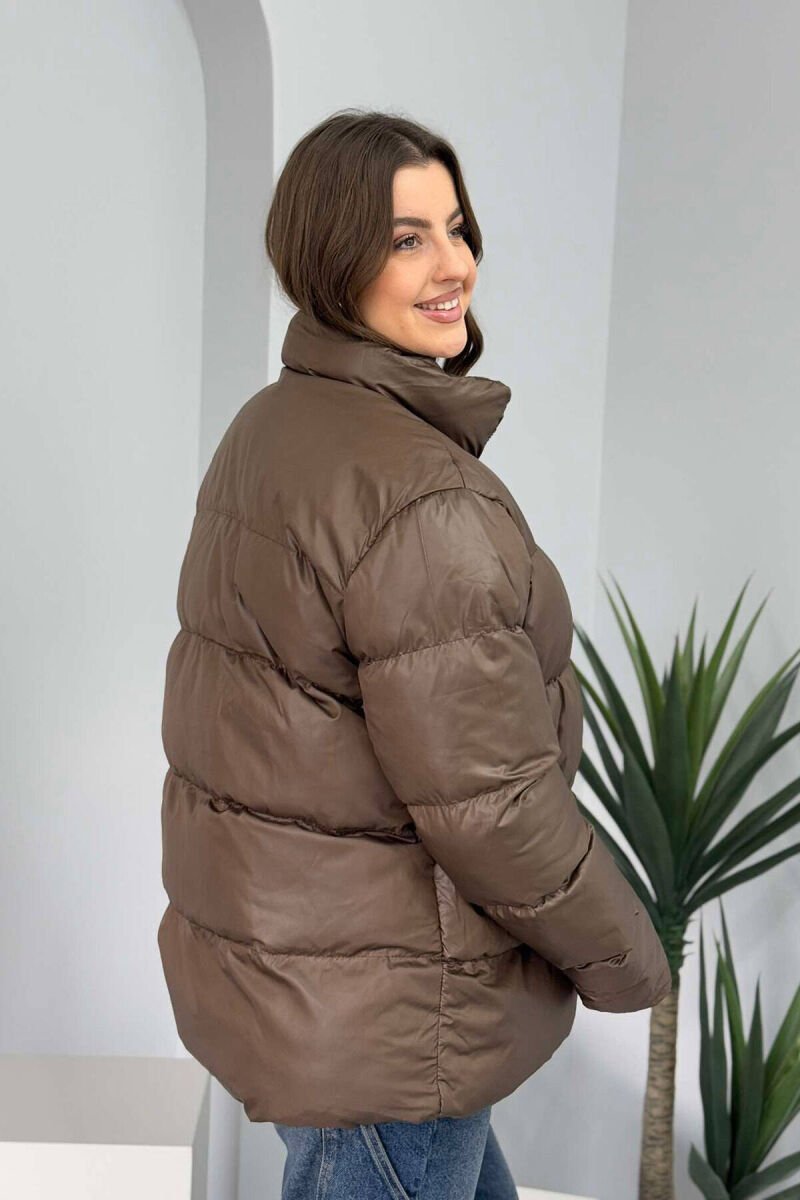 XHUP ME JAKË TË GJATË PËR FEMRA NË NGJYRËN KAFE - 3