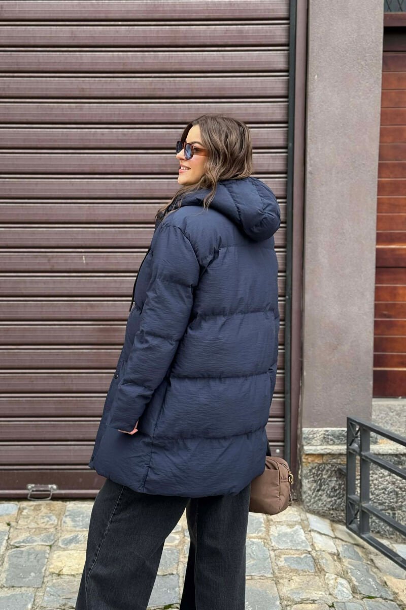 XHUP ME KAPUC PËR FEMRA NË NGJYRËN BLU - 2