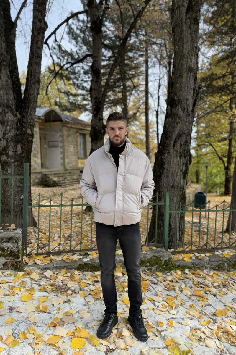 XHUP NJË NGJYRËSH ME BEL TË SHKURTËR PËR MESHKUJ NË NGJYRË GRI TË ZBARDHUR - 2