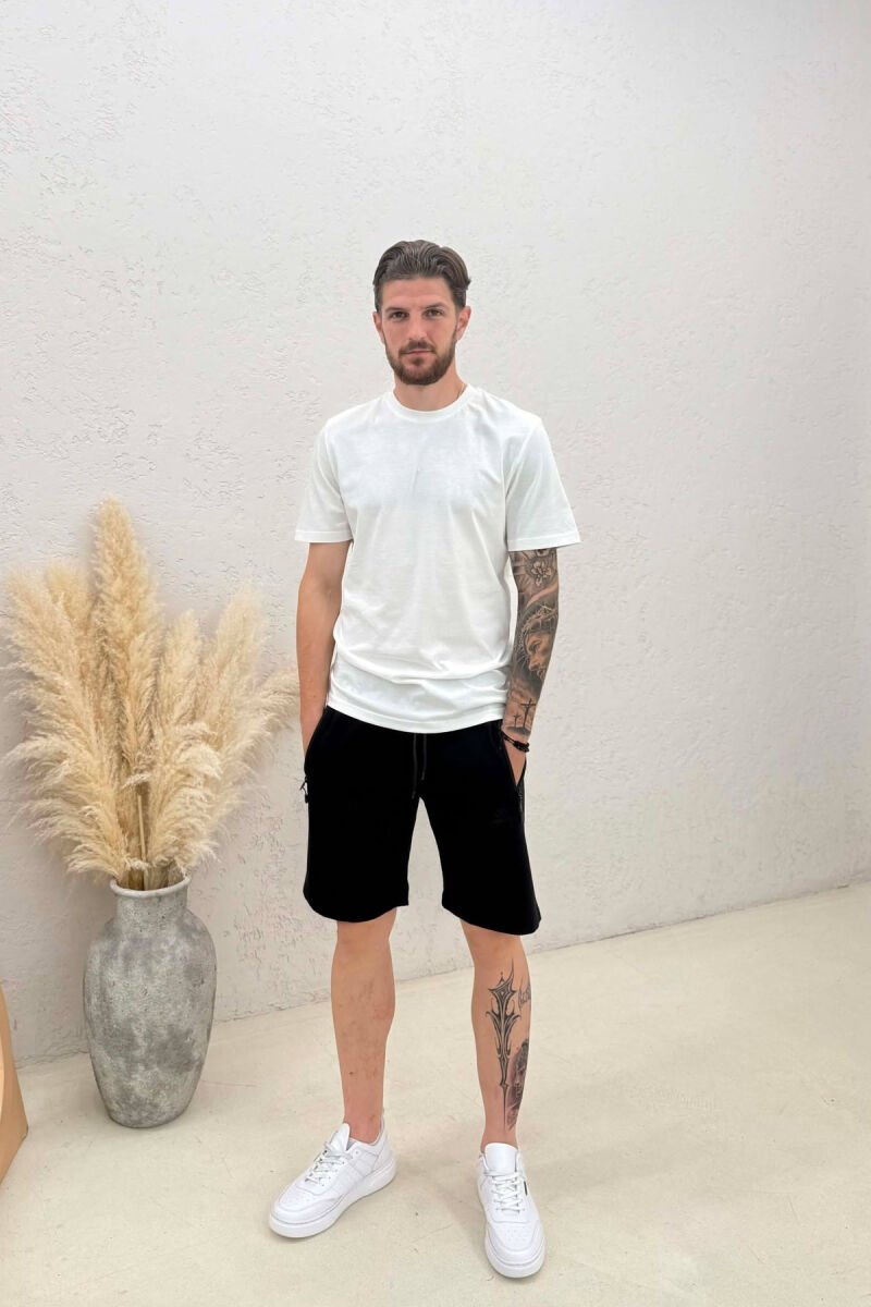 ZIPPER POCKETS ONE COLOR MEN SHORT SWEATPANTS BLACK/ E ZEZE - 1