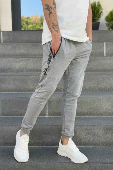 ZIPPER POCKETS SMALL LOGO MEN JOGGERS GREY/GRI - 4