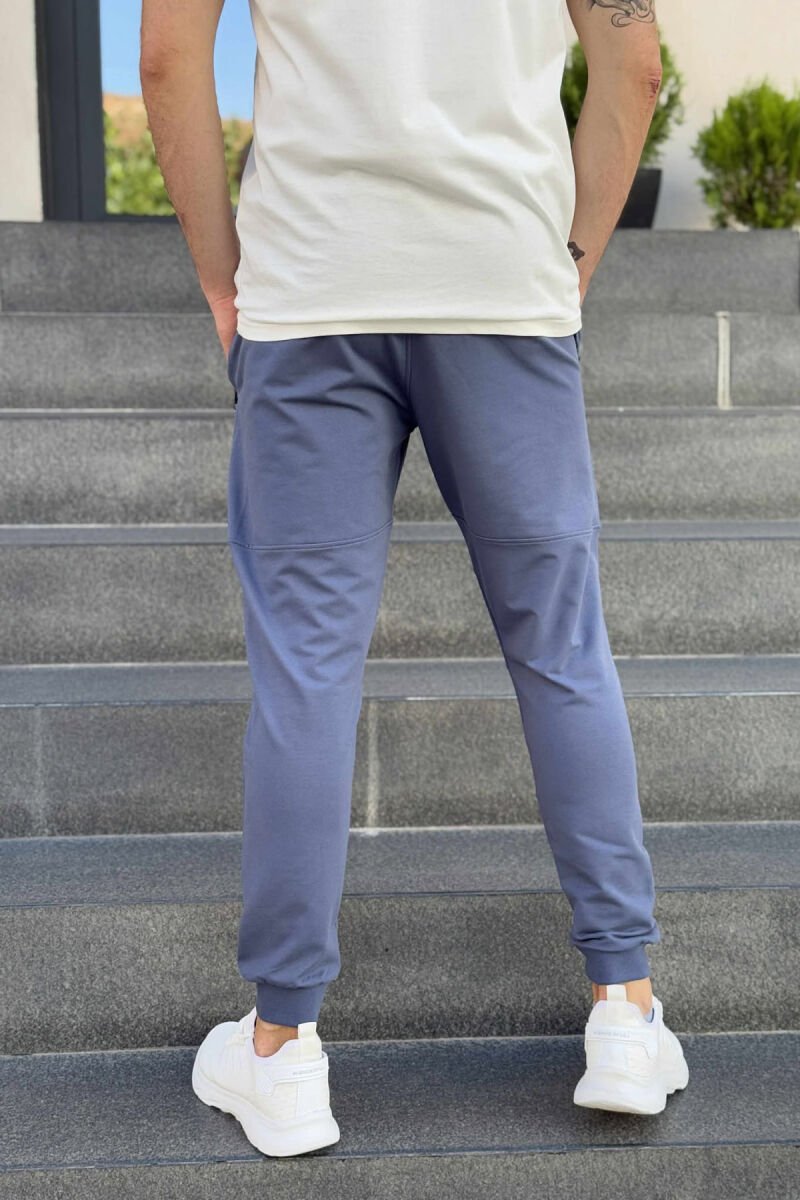 ZIPPER POCKETS SMALL LOGO MEN JOGGERS LIGHTBLUE/BZ - 4
