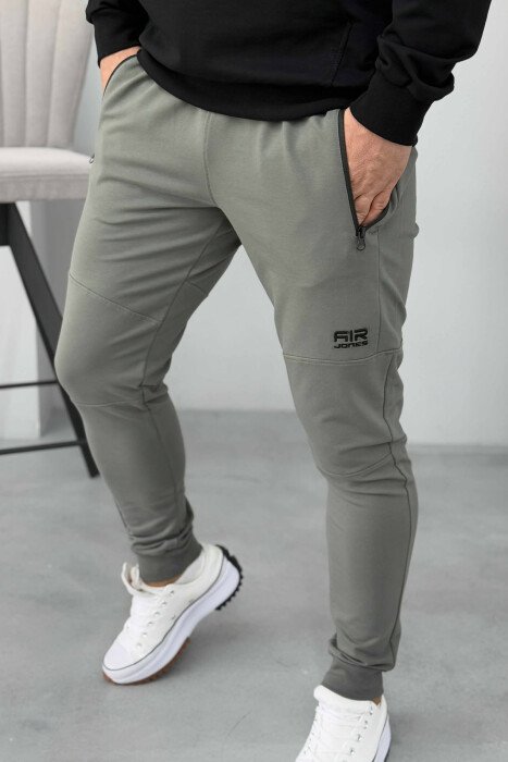 ZIPPER POCKETS SMALL LOGO MEN JOGGERS OLIVE/ULLI - 1