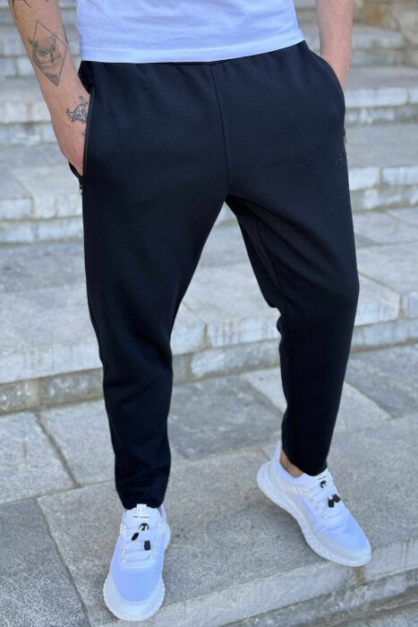 TUTA ME XHEPA ME ZINXHIR DHE LOGO TË VOGËL PËR MESHKUJ NË NGJYRËN BLU MESNATE - KLAUDIO FASHION